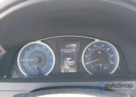 2016 Toyota Camry Xle z USA, uszkodzony, nr VIN 4T1BF1FK4GU574802